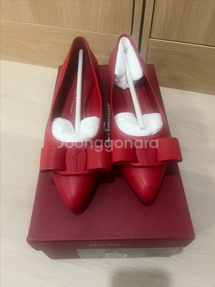 발렌티노 비바 플랫 5.5(230)--1