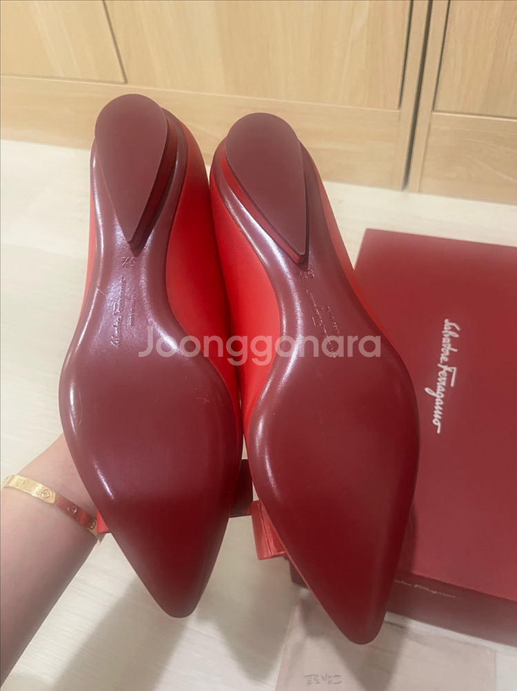 발렌티노 비바 플랫 5.5(230)--2