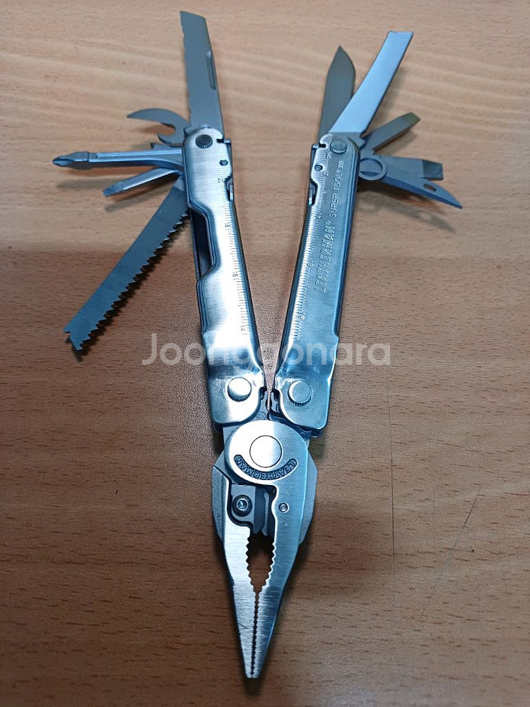 레더맨 멀티툴. 슈퍼툴 300 미사용품--7