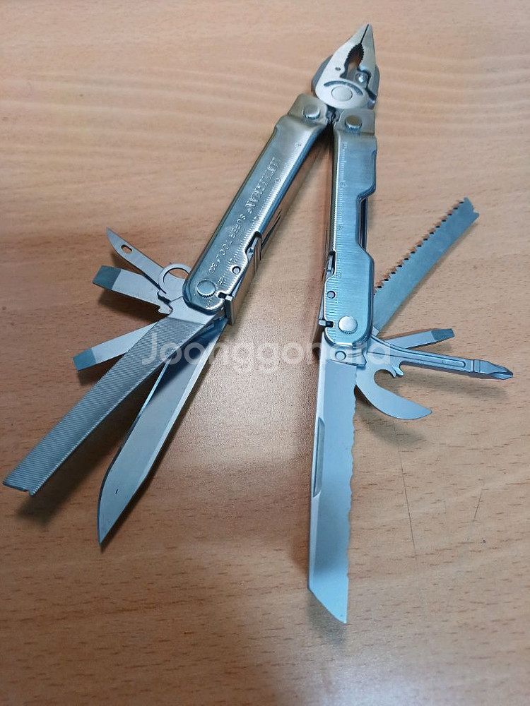 레더맨 멀티툴. 슈퍼툴 300 미사용품--8