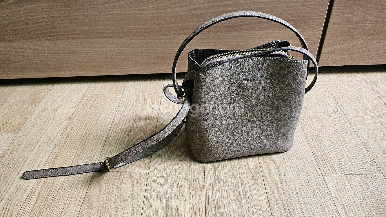 닥스 미니 버킷백 크로스백--1