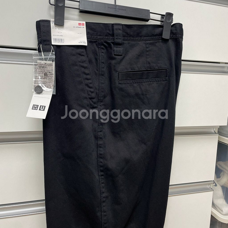 유니클로 와이드핏치노팬츠 블랙(88)--1