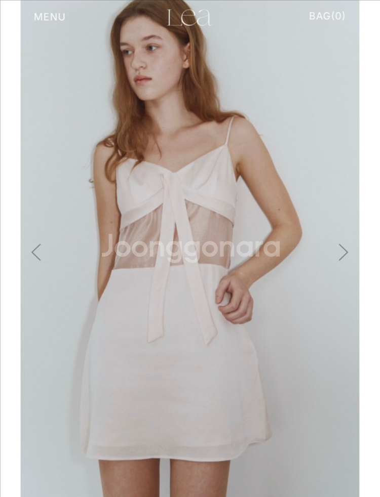 택포) 인플루언서 진훤 착용 lea 르에 리타 홀리데이 드레스 피치--0