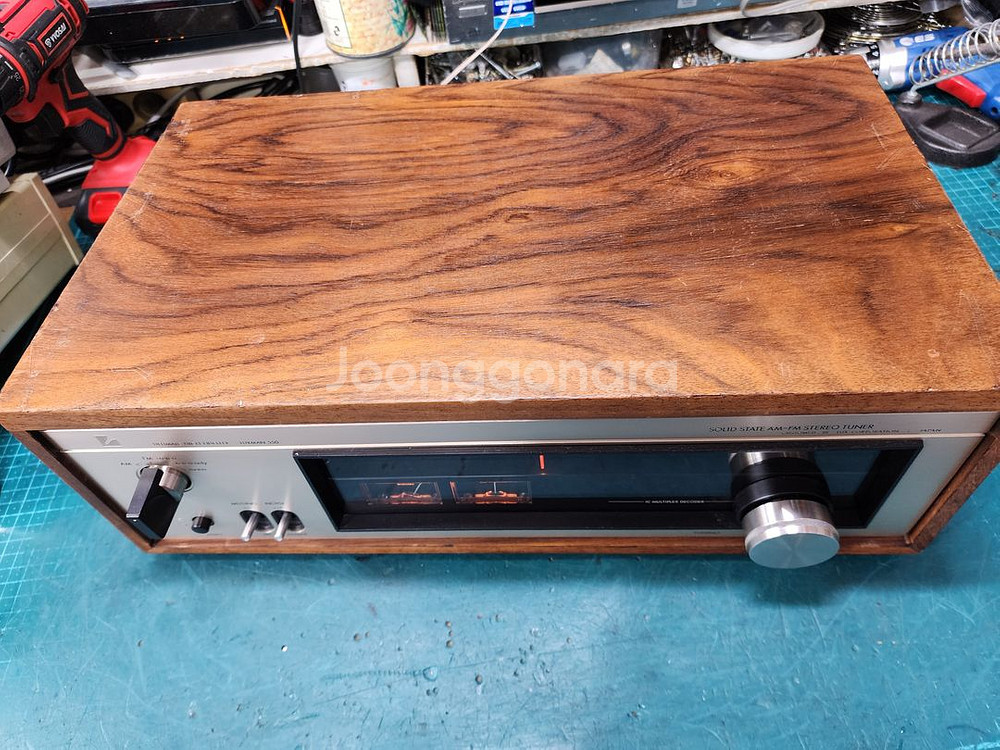 럭스맨 우드형빈티지바리콘튜너 T550 입니다--1