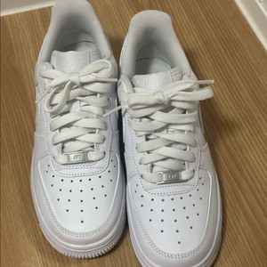 나이키 에어포스1 운동화 235