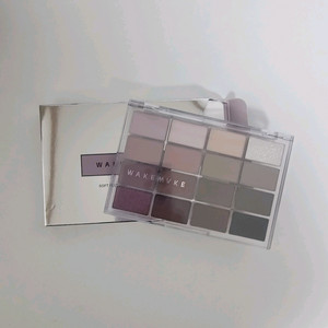 미사용) 웨이크메이크 팔레트 15호