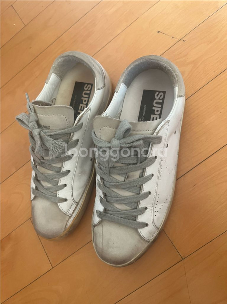 골든구스 스니커즈35--1