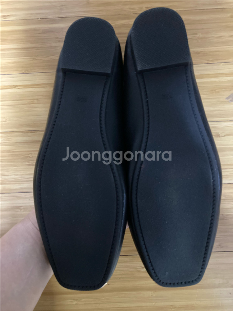 THELLESTREET 블랙 플랫 슈즈 250mm 새상품--3