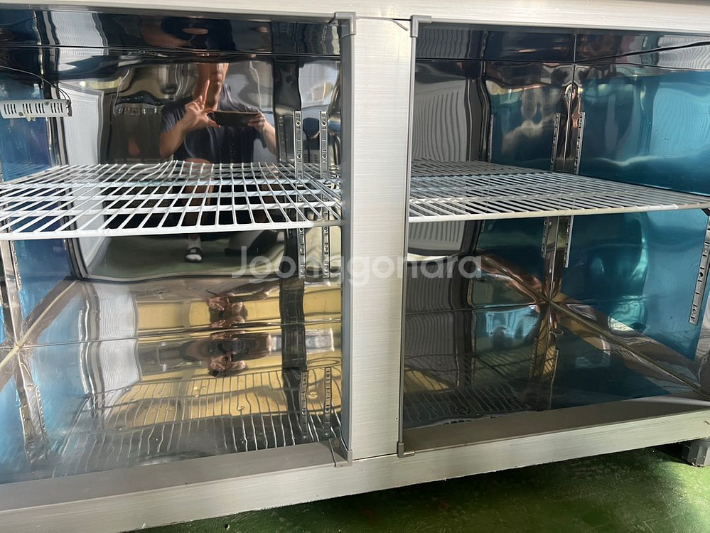 업소용 유니크 중고냉장고팝니다 1800테이블냉장고 팝니--1