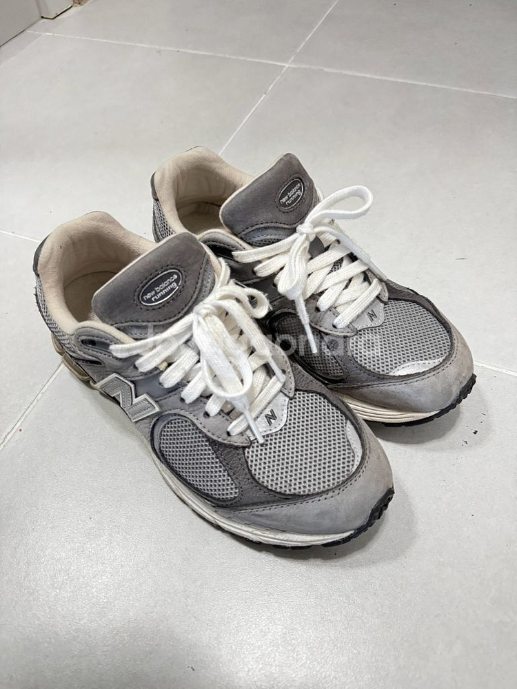 뉴발란스 2002r 260--0