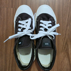 구호 스니커즈 240