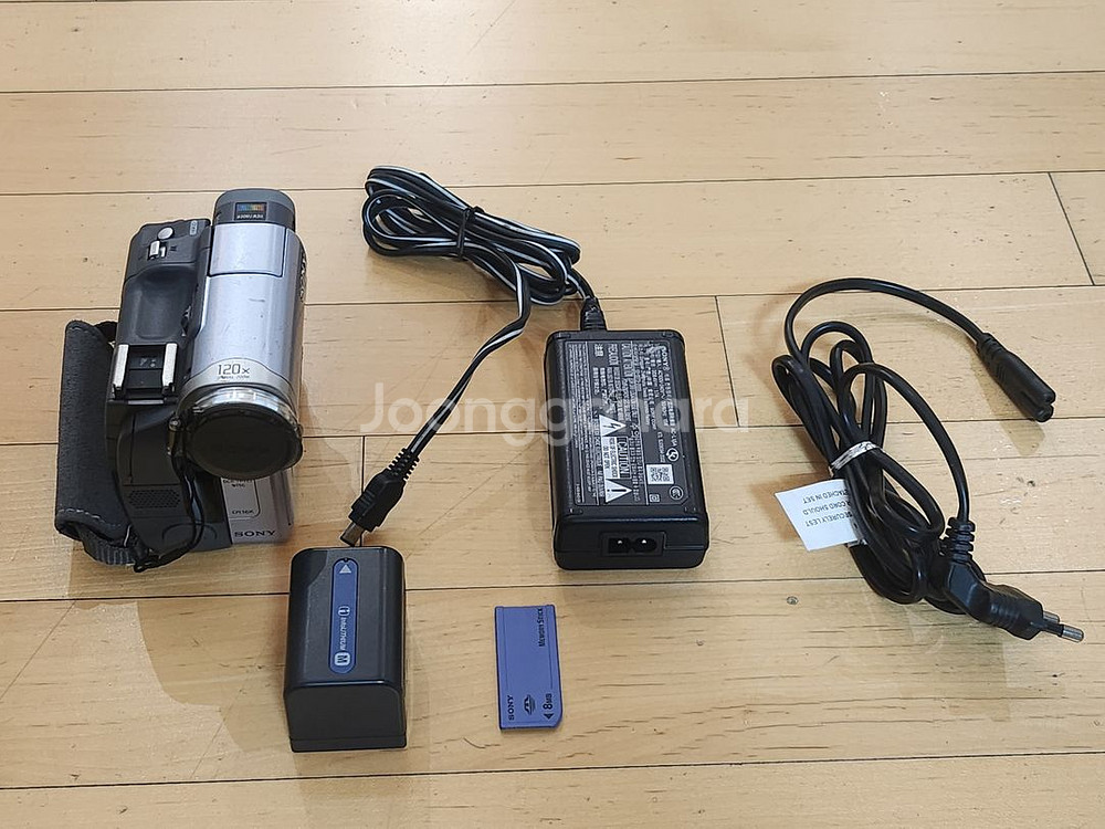 SONY 소니 DCR-TRV22 6mm 디지털 캠코더 카메라 핸디캠--1