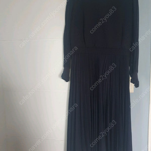 마인 네이비색 플리츠 원피스