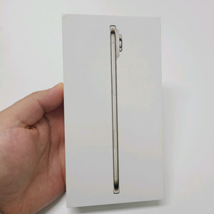 아이폰17 에어 미개봉 자급제 1테라 라이트골드 팝니다.