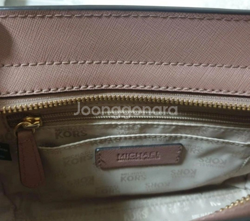 마이클코어스 티나 메신저 토트백 더스티로즈--4