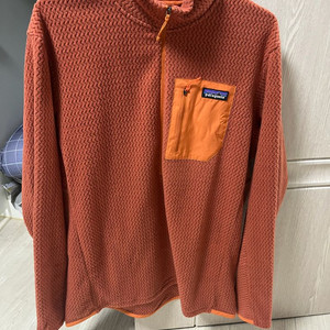 파타고니아 R1 에어 집업 니트