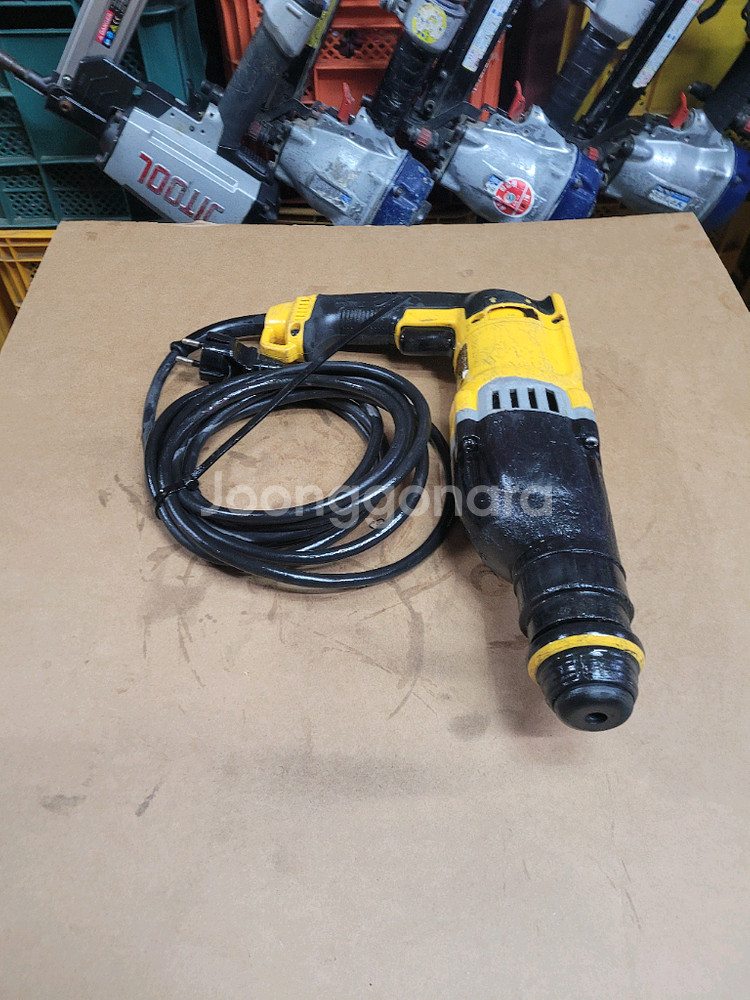 디월트함마드릴 D25143 앙카드릴 로타리함마드릴 유선--7