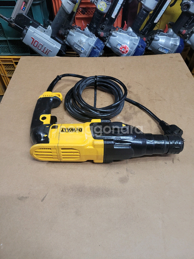 디월트함마드릴 D25132 앙카드릴 로타리함마드릴--2