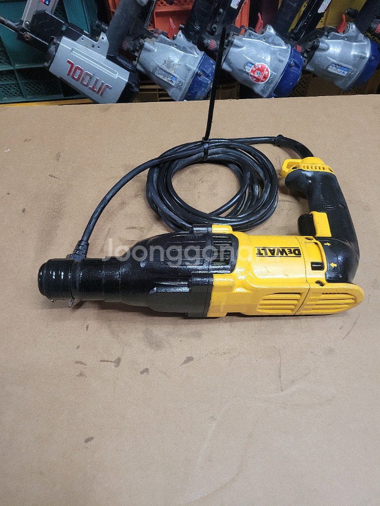 디월트함마드릴 D25132 앙카드릴 로타리함마드릴--7