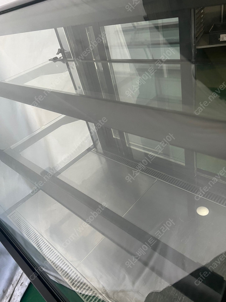 우성 블랙 3단 라운드 쇼케이스 제과제빵기계 중고제과제빵기계 제과제빵--1