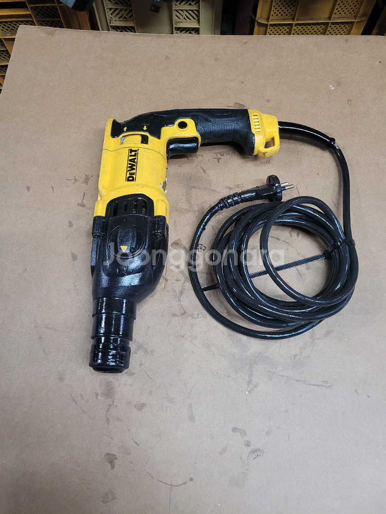 디월트함마드릴 D25132 앙카드릴 로타리함마드릴--1