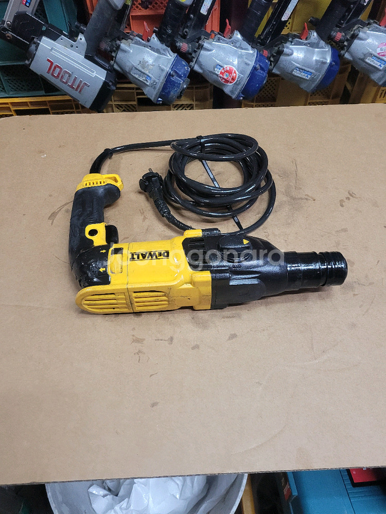 디월트함마드릴 D25132 앙카드릴 로타리함마드릴--2