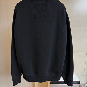 [새제품] 우영미 25fw 블랙 자수 라벨 맨투맨 48