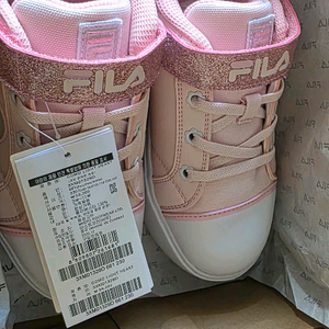 택있는 새신발) 휠라 꼬모 라이트 운동화 230사이즈