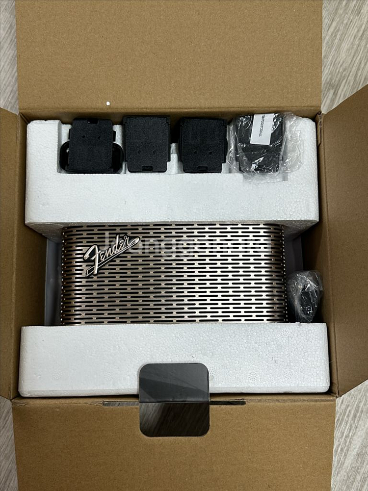 펜더 Newport 2 블루투스 스피커 레드--1