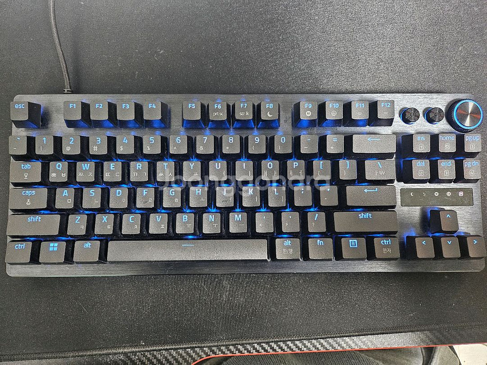 레이저 헌츠맨 V3 pro tkl 게이밍키보드--0