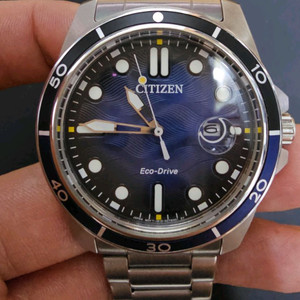 시티즌 에코드라이브 aw-1810-85l