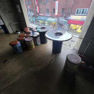 원형 가스 버너 테이블 + 깡통의자 세트