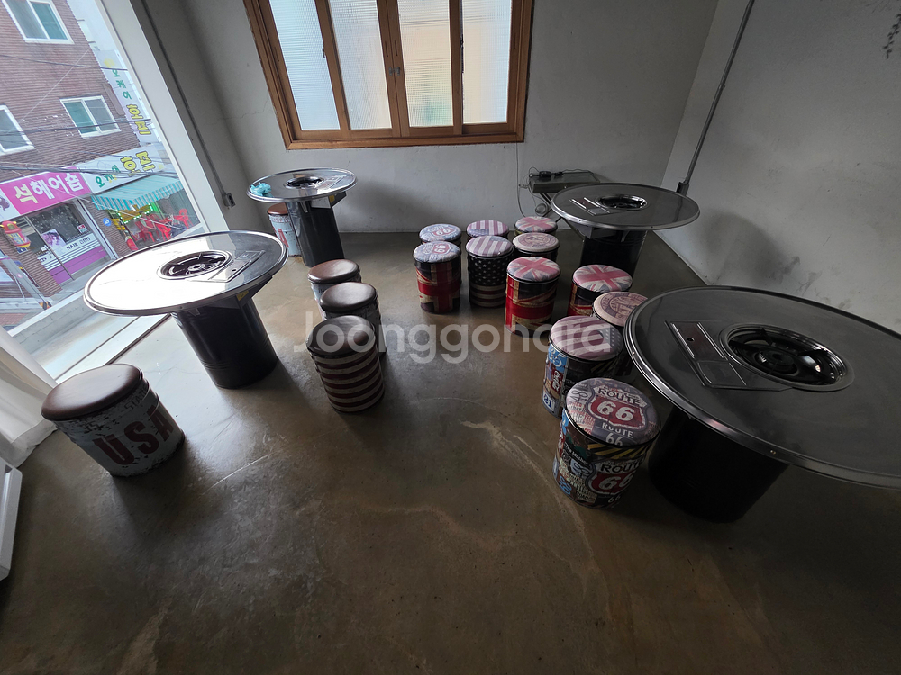 원형 가스 버너 테이블 + 깡통의자 세트--1