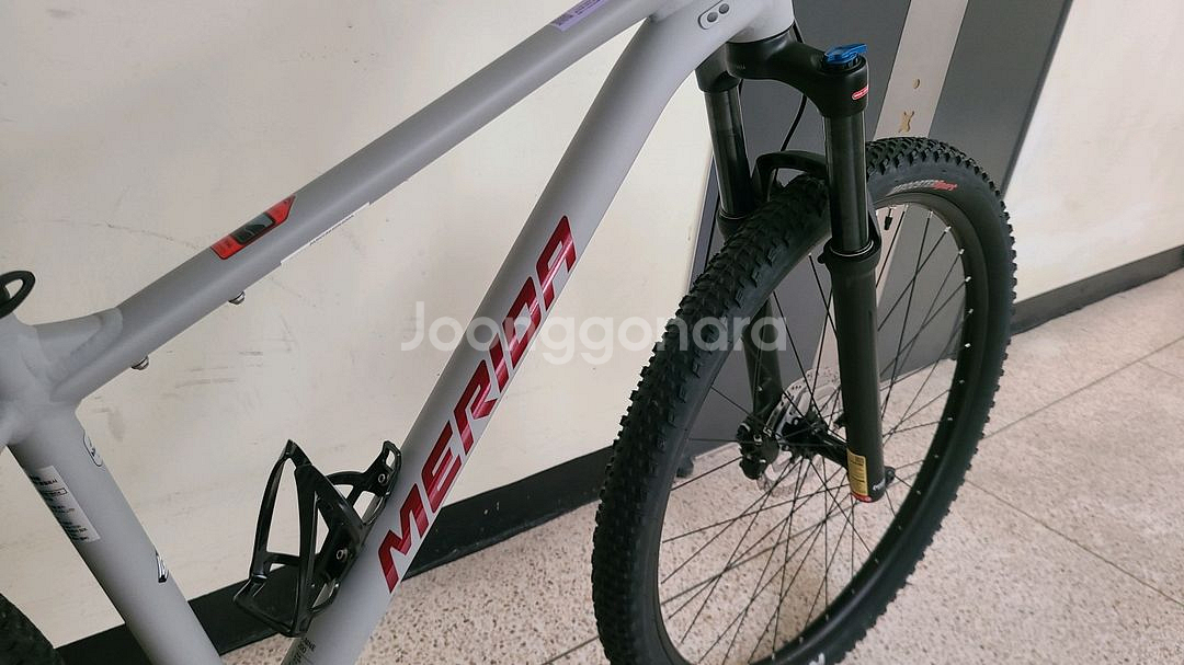 최신 26년식 메리다 빅나인 200 신동품 가격내려요--1