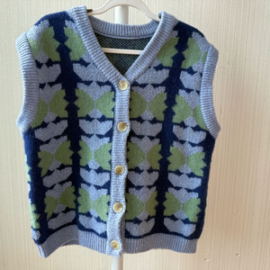 아프리콧스튜디오 까눌레 니트 베스트 130