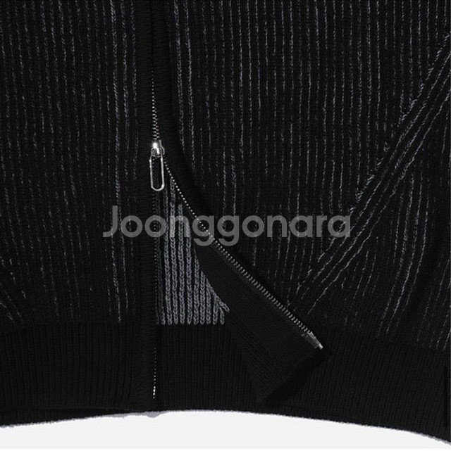 티아이포맨 플라즈 집업가디건 검정색 95사이즈 팝니다--5