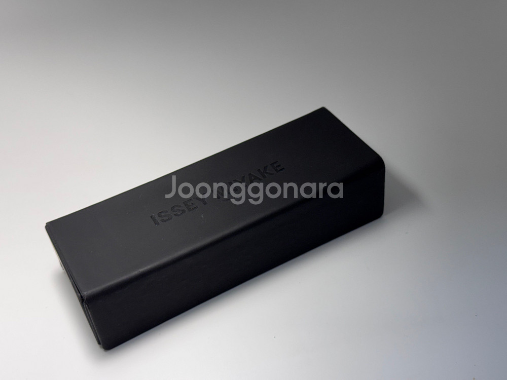 이세이 미야케 x 금자안경 웰링턴 V 하금테 안경 0056--5