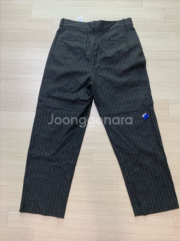 자라 아더에러 스트라이프 그레이 팬츠 L--0