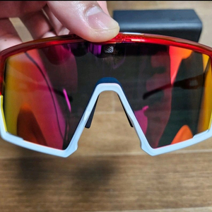 루디 켈리온 선글라스