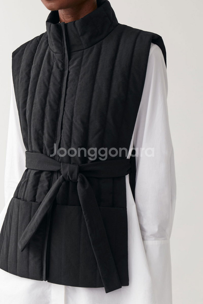 COS 코스 집업 푸퍼 베스트--1