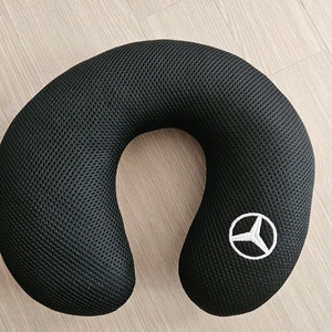 메르세데스 벤츠 목베개