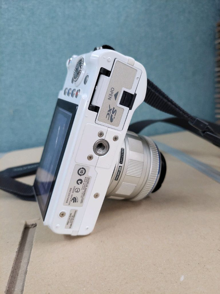 올림푸스 미러리스 카메라 + 14-42mm 렌즈 세트--5