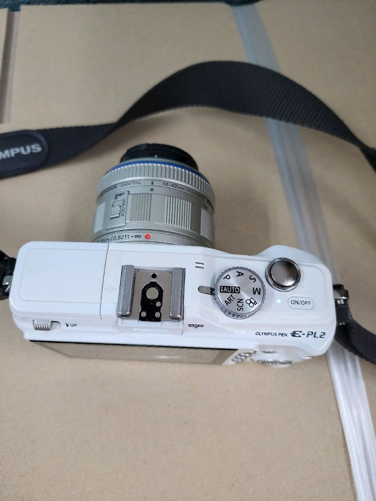 올림푸스 미러리스 카메라 + 14-42mm 렌즈 세트--2