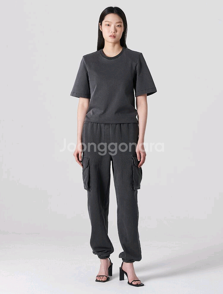 준지(juun.j) 여성 그레이 가먼트다잉 패디드 티셔츠--7