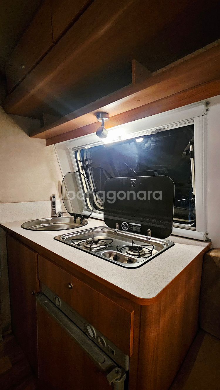 [차고지 증명, 소형 견인면허 필요 없음!] 티큐브K 카라반 / 18년식 / 820만원--3