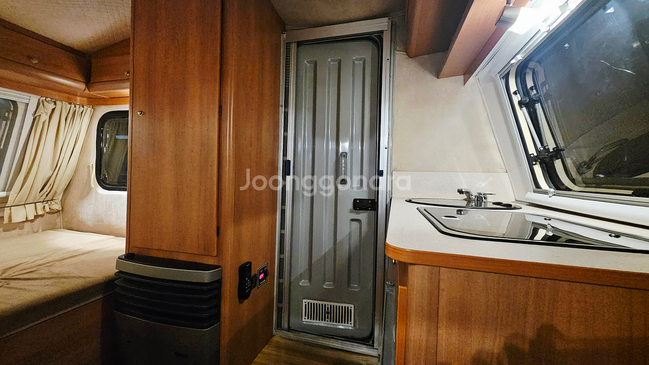 [차고지 증명, 소형 견인면허 필요 없음!] 티큐브K 카라반 / 18년식 / 820만원--8