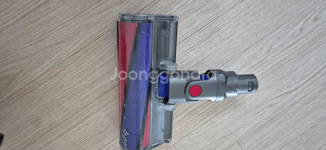 다이슨 V6본체2대.연결봉.충전기.소프트해드팝니다--5