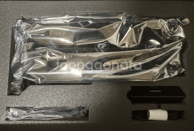 컬러풀 RTX4090 불칸 COLORFUL iGame Vulcan OC RTX 4090 24GB--5