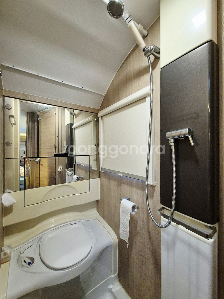 [9인 캠핑 가능!] / 알데 난방 / 아드리아 아도라 613PK / 17년식 / 2750만원--9