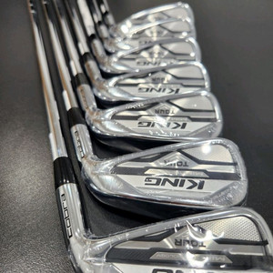 (급처 마지막 가격인하)코브라 킹투어 MIM 아이언세트 국내정품/ 4-P